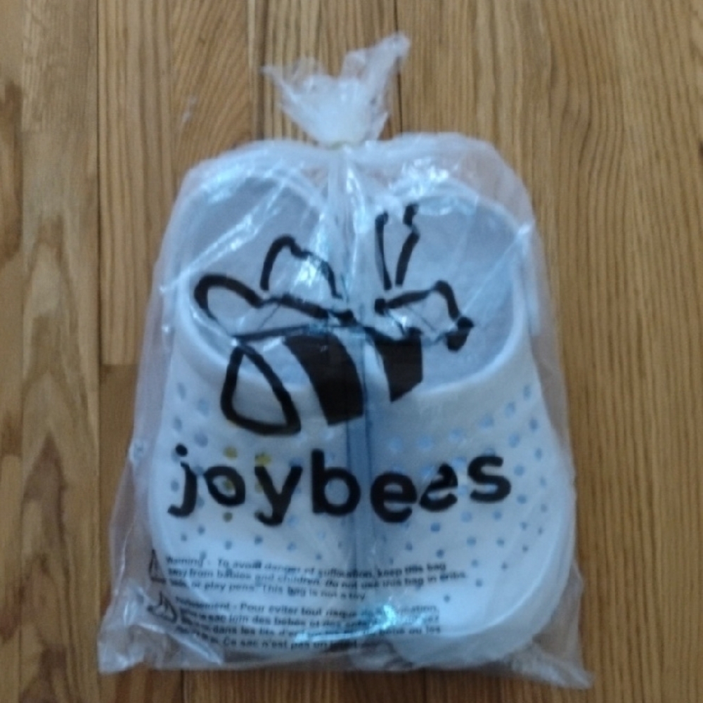 White Slippers Comfortable Shoes